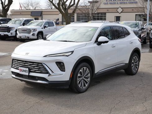 Used 2024 Buick Envision Preferred image 4