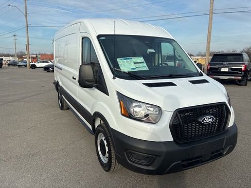 New 2026 Ford Transit 250 148 Medium Roof w/ Load Area Protection Package RWD image 8