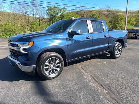 Used 2022 Chevrolet Silverado 1500 LT image 3