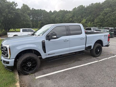 Used 2024 Ford F350 Lariat w/ Lariat Ultimate Package AWD/4WD image 4