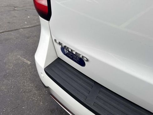 Used 2023 Ford Expedition Limited image 5