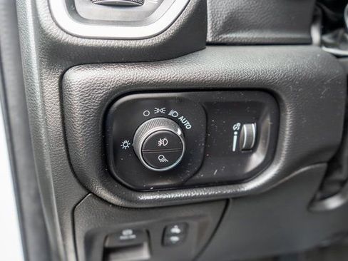Used 2022 RAM 1500 Big Horn AWD/4WD image 21