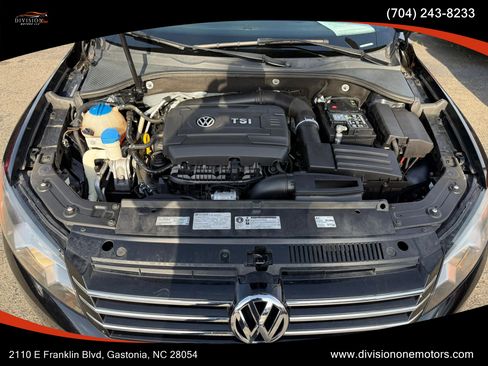 Used 2014 Volkswagen Passat 1.8T SE image 9