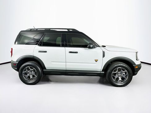 Used 2024 Ford Bronco Sport Badlands image 10