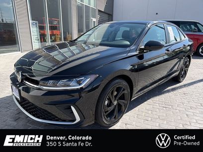 Certified 2025 Volkswagen Jetta SE w/ Sunroof Package