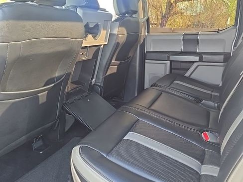 Used 2016 Ford F150 XLT image 5