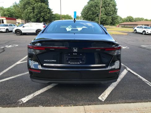 Certified 2023 Honda Accord LX image 14