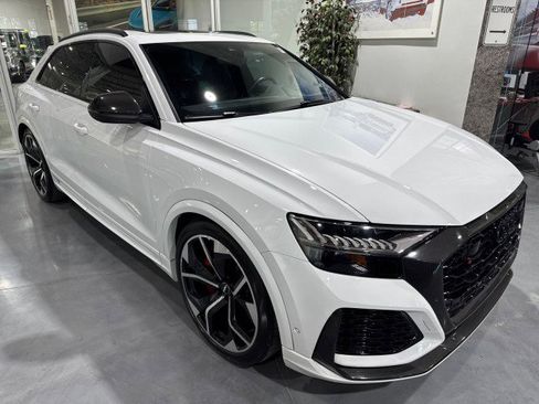 Used 2020 Audi RS Q8 w/ Carbon Optic Package AWD/4WD image 17