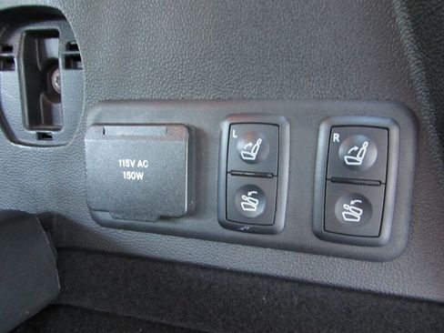 Used 2010 Mercedes-Benz GL 450 4MATIC image 27