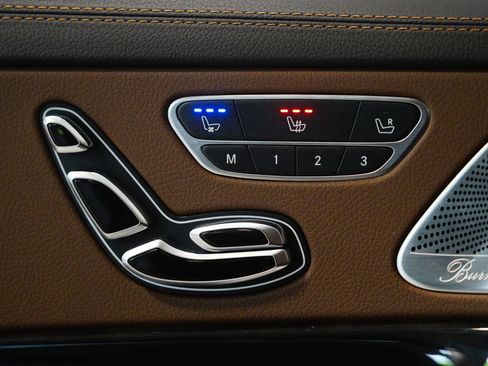 Used 2020 Mercedes-Benz S 560 4MATIC Sedan image 28