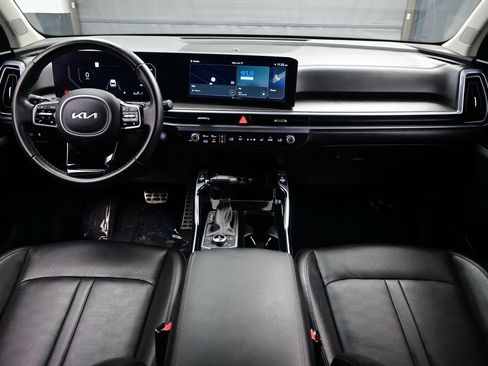 Used 2025 Kia Sorento SX AWD/4WD image 21