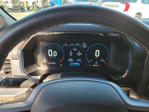 Used 2022 Ford F150 Lariat image 14