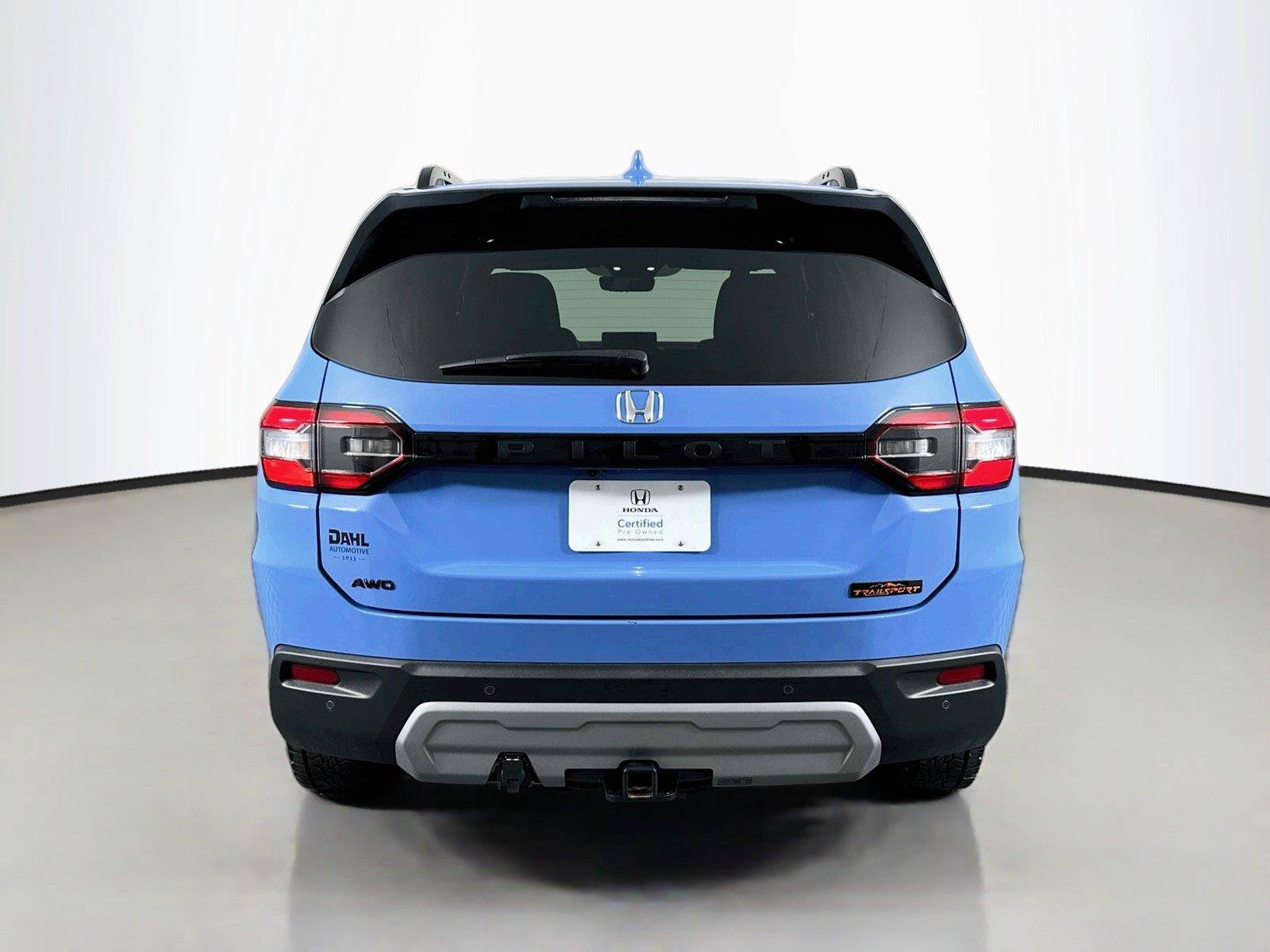 Certified 2025 Honda Pilot TrailSport image 12