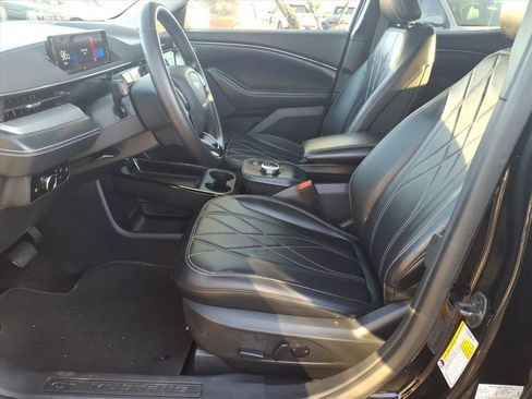 Used 2023 Ford Mustang Mach-E Select image 22