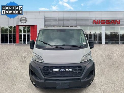 Used 2025 RAM ProMaster 2500 w/ Convenience Group FWD image 11