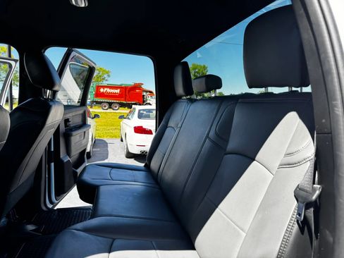 Used 2022 RAM 3500 Tradesman RWD image 18