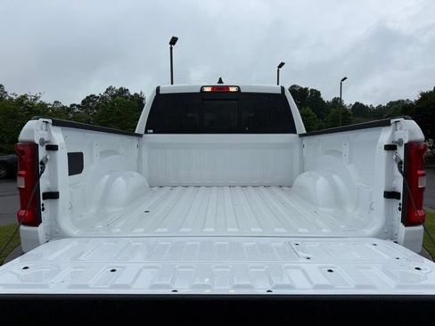 New 2026 RAM 1500 Laramie AWD/4WD image 30