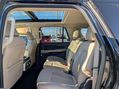 Used 2024 Ford Expedition Max Limited image 14