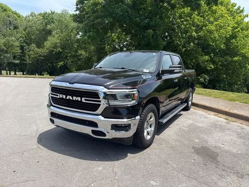 Used 2020 RAM 1500 Big Horn AWD/4WD image 3