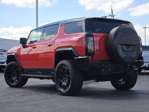 Used 2026 GMC Hummer EV SUV w/ LPO, Dark Essentials Package AWD/4WD image 15