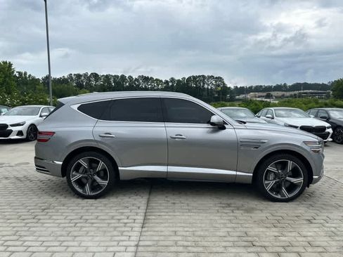 Used 2025 Genesis GV80 3.5T Prestige AWD/4WD image 2