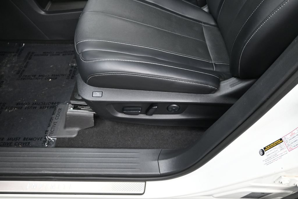 Used 2022 INFINITI QX60 Sensory w/ Cargo Package AWD/4WD image 17