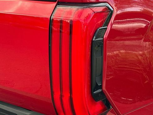 Used 2025 Toyota Tundra SR5 AWD/4WD image 31