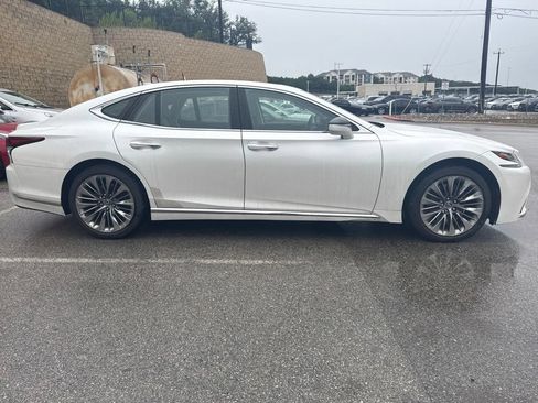 Used 2019 Lexus LS 500 w/ Interior Upgrade Package RWD image 5