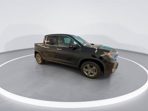 Used 2023 Honda Ridgeline RTL-E image 2