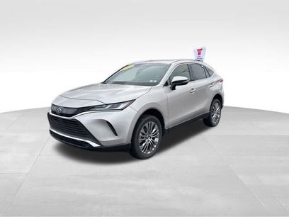 Certified 2022 Toyota Venza XLE