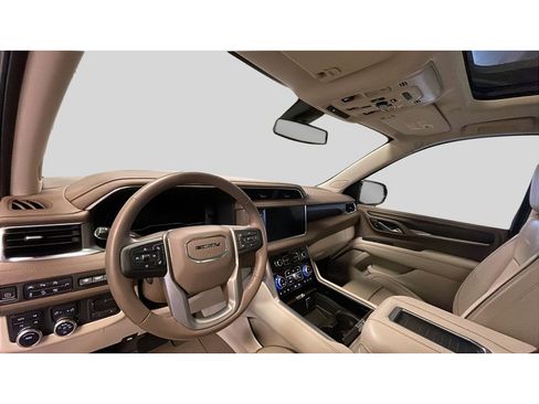 Used 2022 GMC Yukon XL Denali w/ Max Trailering Package image 10