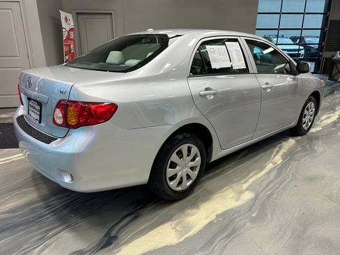 Used 2009 Toyota Corolla LE w/ Preferred Accessory Pkg FWD image 24
