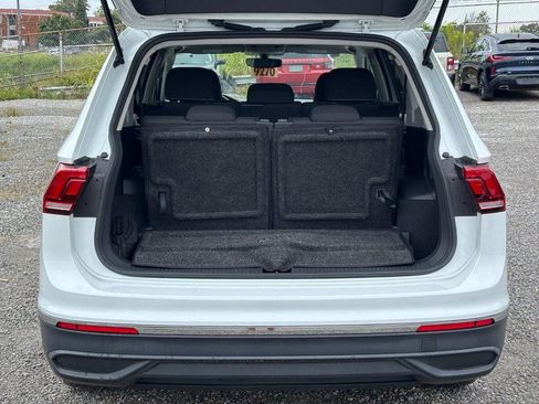 Used 2023 Volkswagen Tiguan S FWD image 11