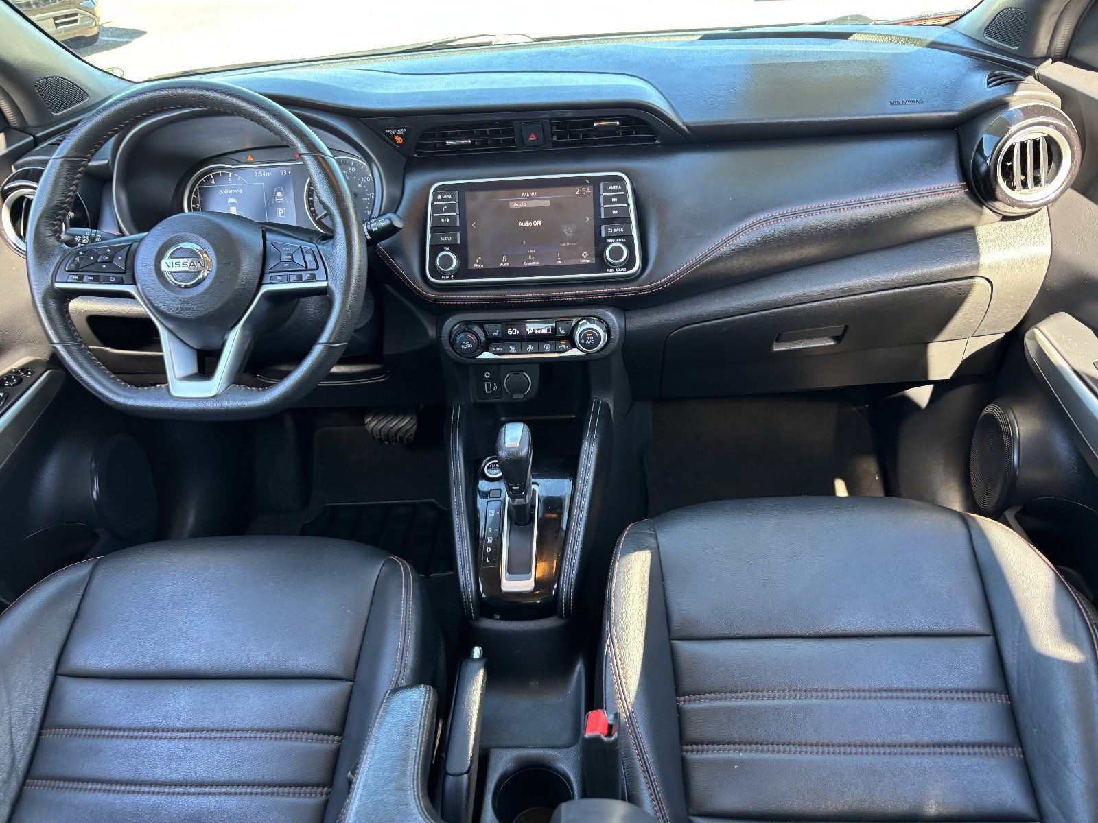 Used 2020 Nissan Kicks SR w/ SR Premium Package FWD image 16