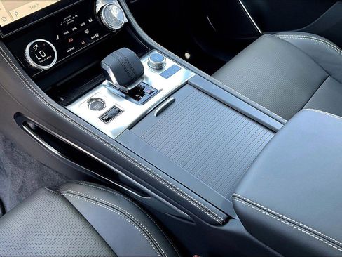 New 2026 Jaguar F-PACE R-Dynamic S AWD/4WD image 7