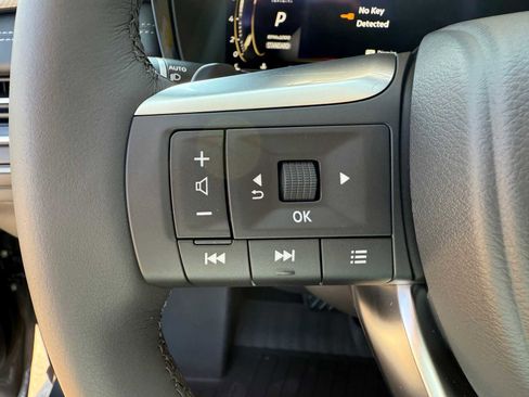 New 2026 INFINITI QX60 Luxe image 14