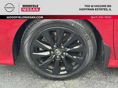 Used 2019 Toyota Camry LE FWD image 10