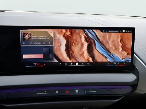 Used 2025 BMW X3 xDrive30i image 23