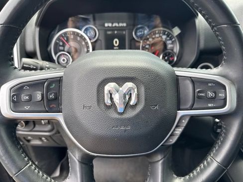Used 2022 RAM 1500 Big Horn AWD/4WD image 35