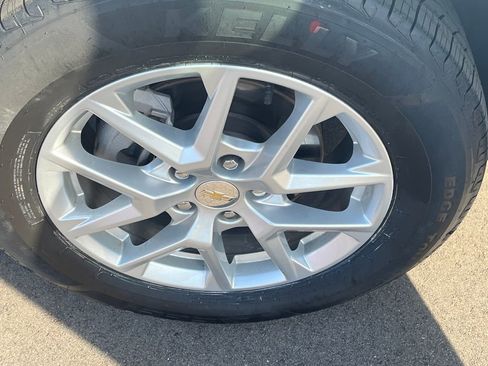 Used 2024 Chevrolet Equinox LT AWD/4WD image 27