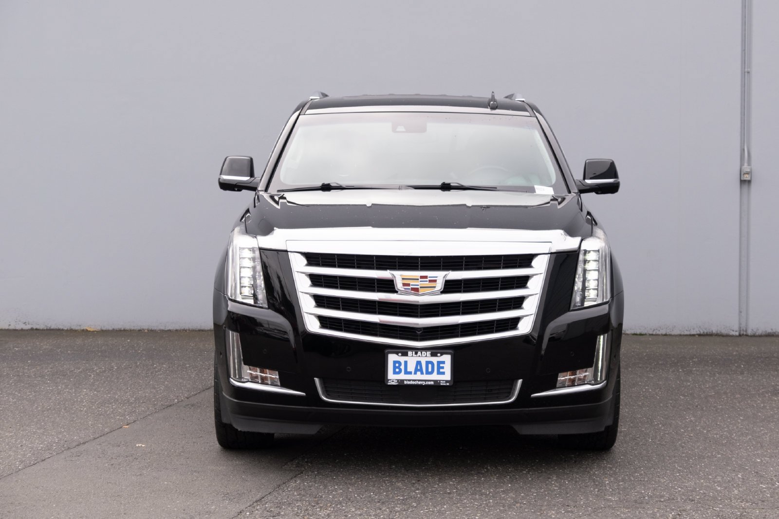 Used 2017 Cadillac Escalade Premium Luxury AWD/4WD image 23