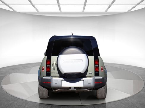 Used 2020 Land Rover Defender 110 HSE image 7
