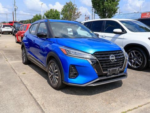 Used 2024 Nissan Kicks SR FWD image 4