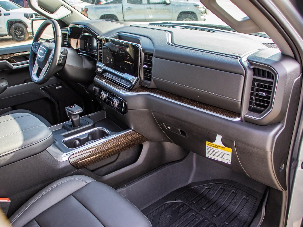 Used 2026 GMC Sierra 1500 Elevation w/ Elevation Premium Package AWD/4WD image 17