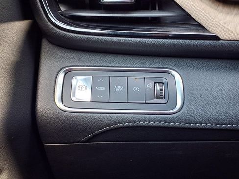 Used 2025 Buick Enclave Preferred FWD image 20