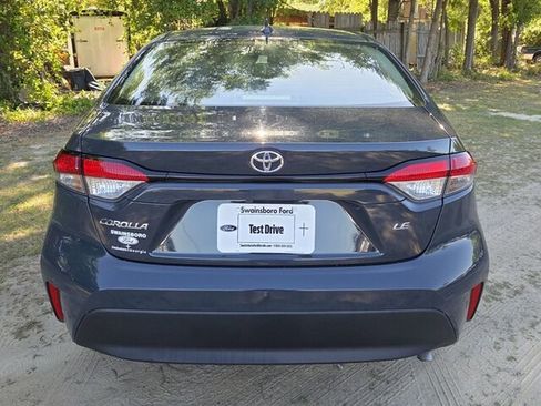 Used 2024 Toyota Corolla LE FWD image 11