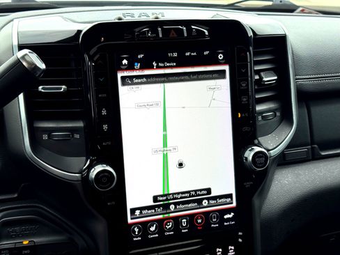 Used 2020 RAM 3500 Laramie image 29