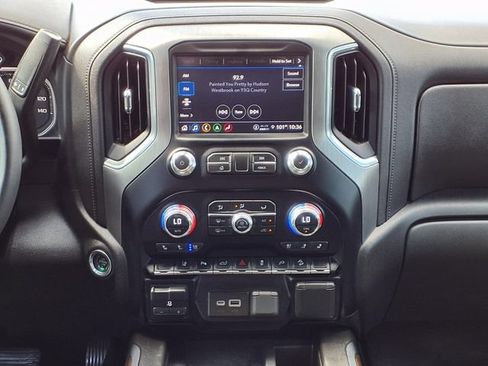 Used 2023 GMC Sierra 2500 Denali w/ Denali Ultimate Package AWD/4WD image 8