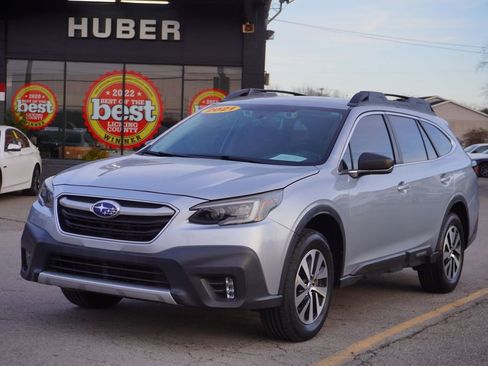 Used 2021 Subaru Outback 2.5i image 3