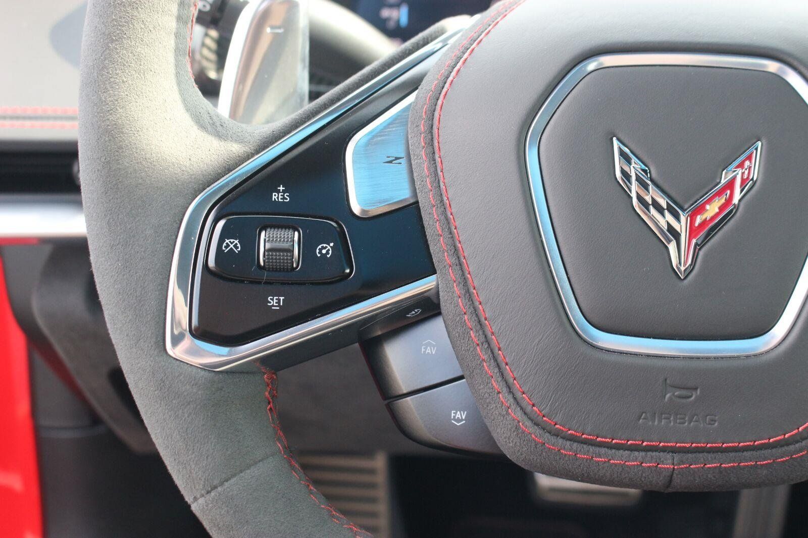 Used 2022 Chevrolet Corvette Stingray Premium Cpe w/ Z51 Performance Package RWD image 69